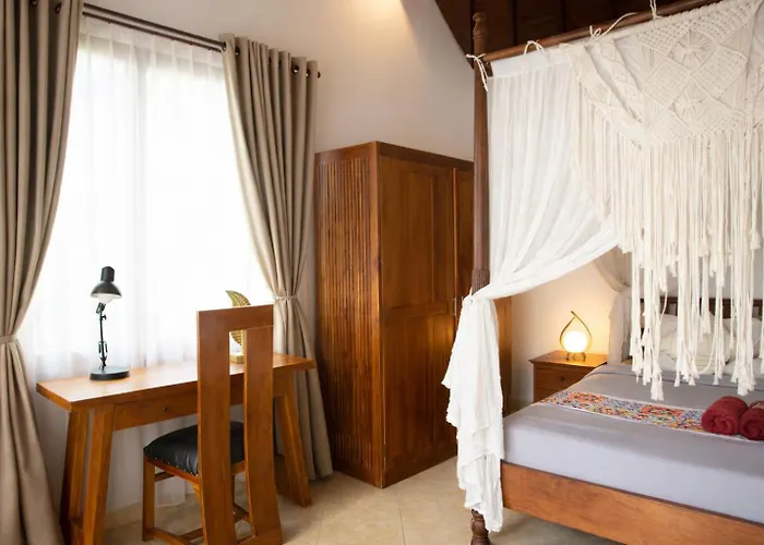 Villa Beatrix With Private Pool & Garden Seminyak