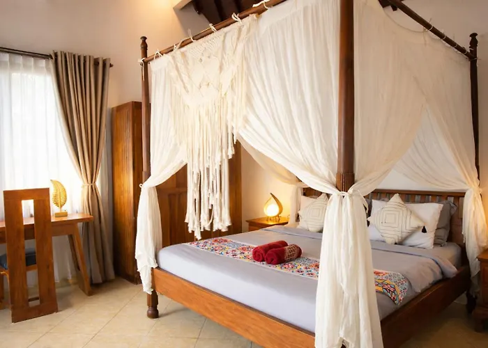 Villa Beatrix With Private Pool & Garden Seminyak