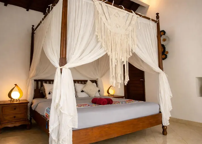 Beatrix With Private Pool & Garden Villa Seminyak